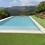Dom wakacyjny Casa De Greire