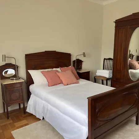 Casa De Greire * 카스텔루 지 파이바