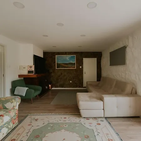 Casa De Greire בית נופש *